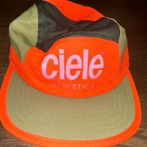 BNWOT Men’s Ciele Athletics Orange and Green Cap